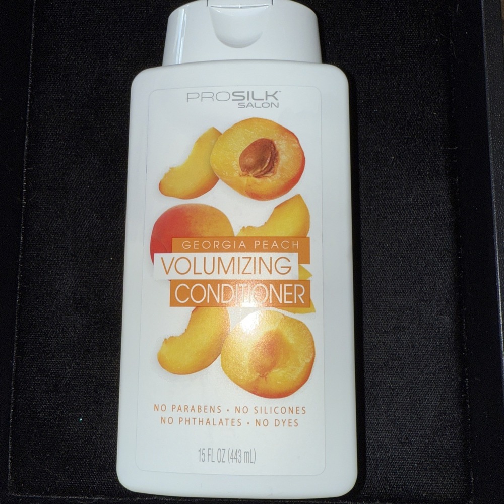 PRO SILK GEORGIA PEACH VOLUMINIZING‎ CONDITIONER MOISTURIZING 15oz  (5089)